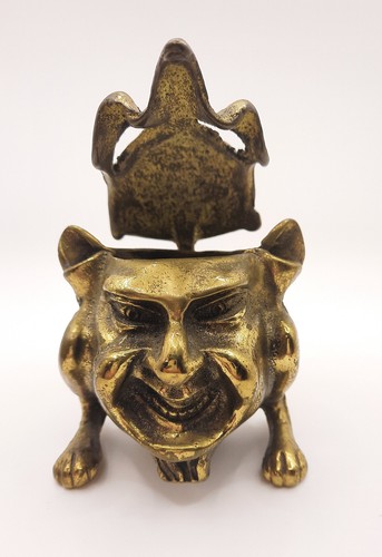 Antique brass inkwell - brass,