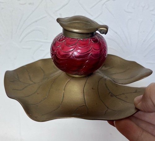 Kralik iridescent cranberry - kralik,