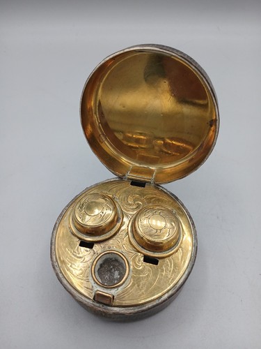 Small antique inkwell - small,