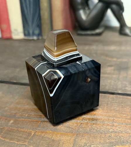 Antique banded agate cube - antique,