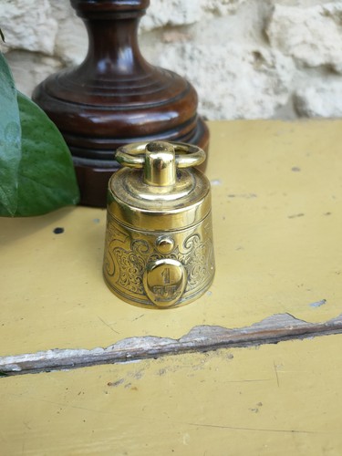 Antique desk inkwell shape - antique,